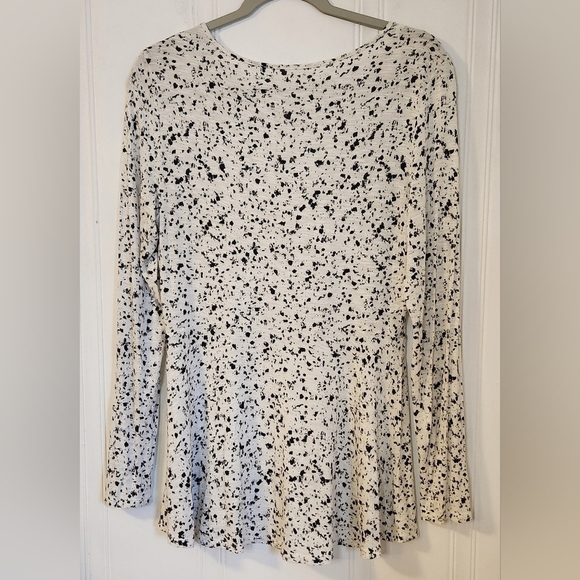 Apt 9 women's white and black long sleeve peplum top size M B12 - Picture 2 of 6